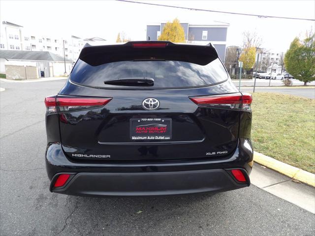 used 2022 Toyota Highlander car, priced at $37,995