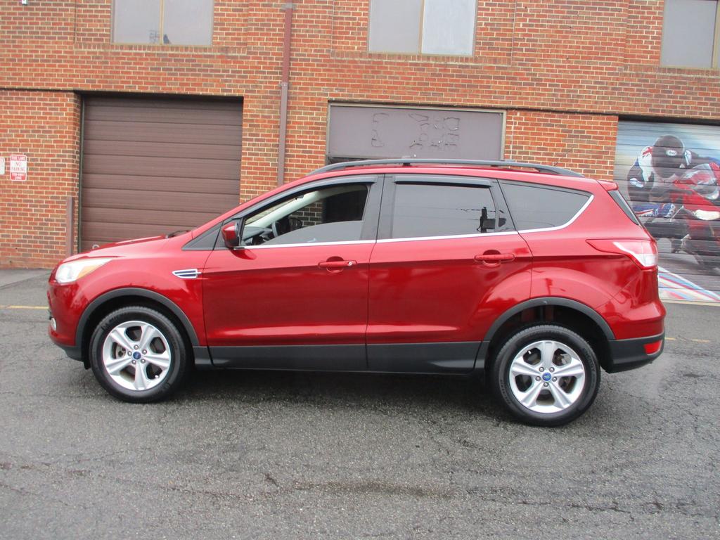 used 2013 Ford Escape car, priced at $12,995