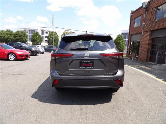 used 2021 Toyota Highlander car, priced at $34,995