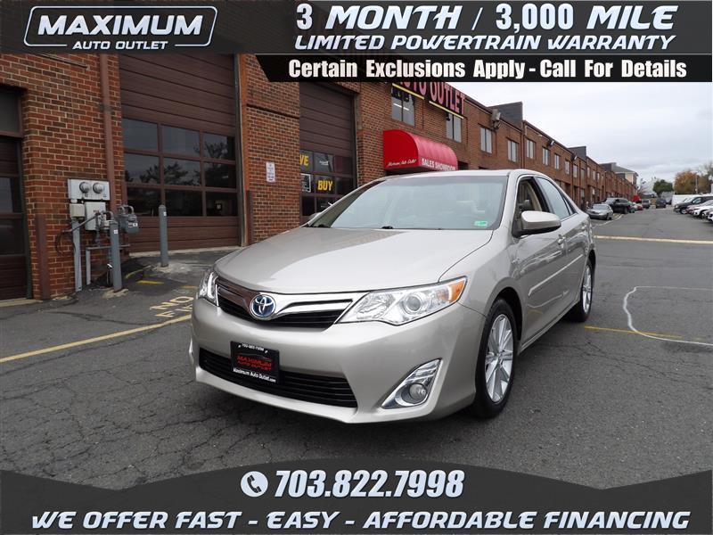 used 2014 Toyota Camry Hybrid car, priced at $14,995