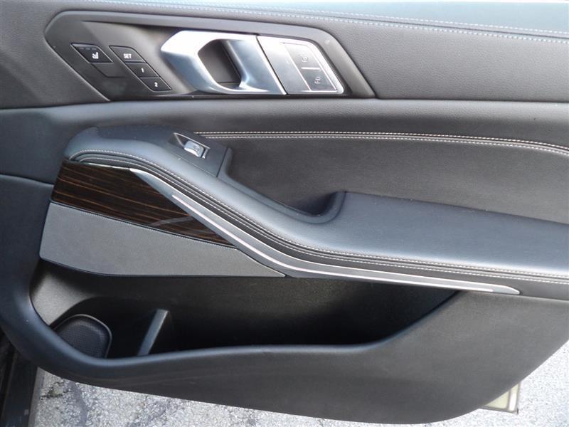 used 2021 BMW X7 car, priced at $32,995