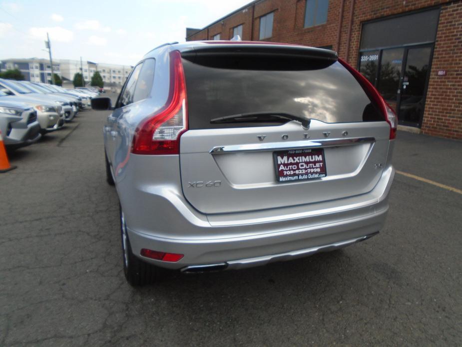 used 2015 Volvo XC60 car, priced at $13,995