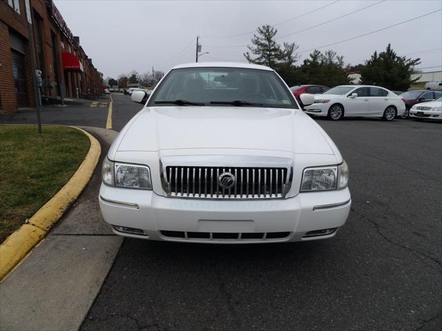 used 2007 Mercury Grand Marquis car, priced at $5,995