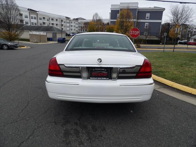 used 2007 Mercury Grand Marquis car, priced at $5,995