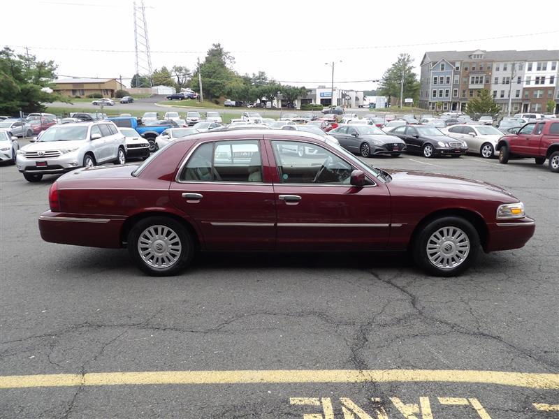 used 2008 Mercury Grand Marquis car, priced at $8,995