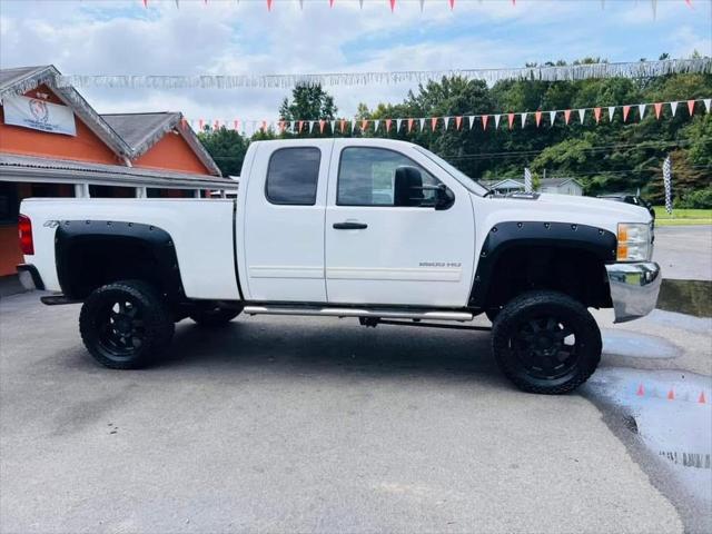 used 2009 Chevrolet Silverado 2500 car, priced at $14,995