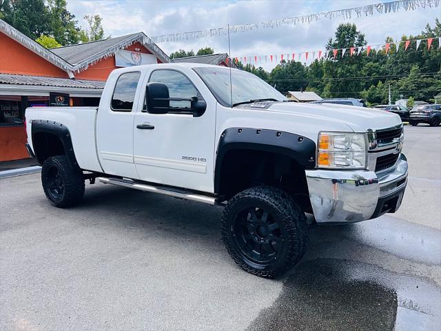 used 2009 Chevrolet Silverado 2500 car, priced at $14,995