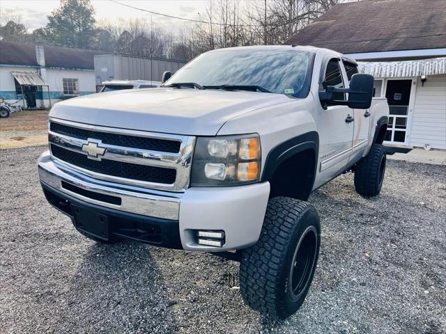 used 2010 Chevrolet Silverado 1500 car, priced at $15,995