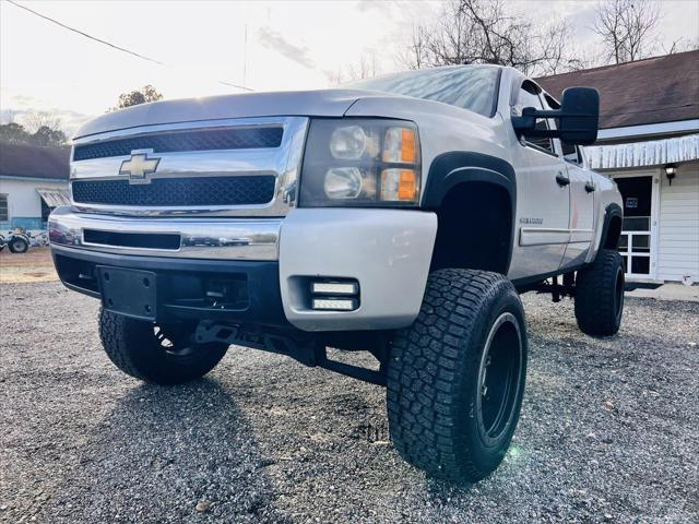 used 2010 Chevrolet Silverado 1500 car, priced at $15,995