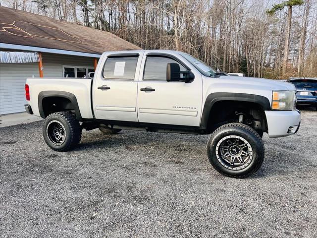 used 2010 Chevrolet Silverado 1500 car, priced at $15,995