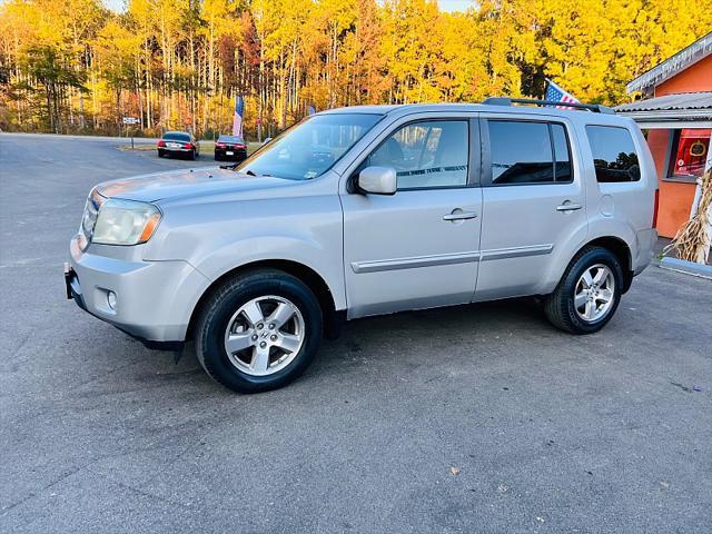 used 2010 Honda Pilot car, priced at $10,995