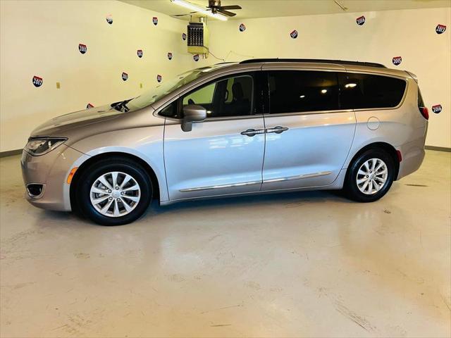 used 2017 Chrysler Pacifica car, priced at $10,995