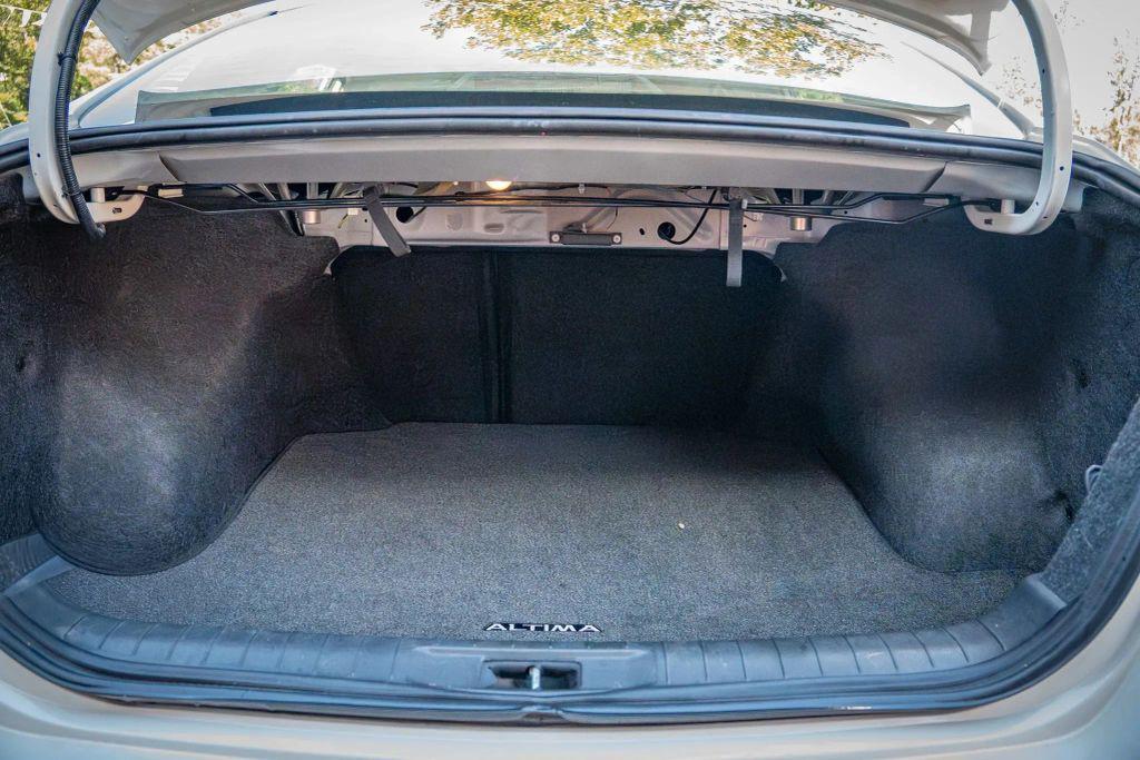 used 2013 Nissan Altima car, priced at $7,995