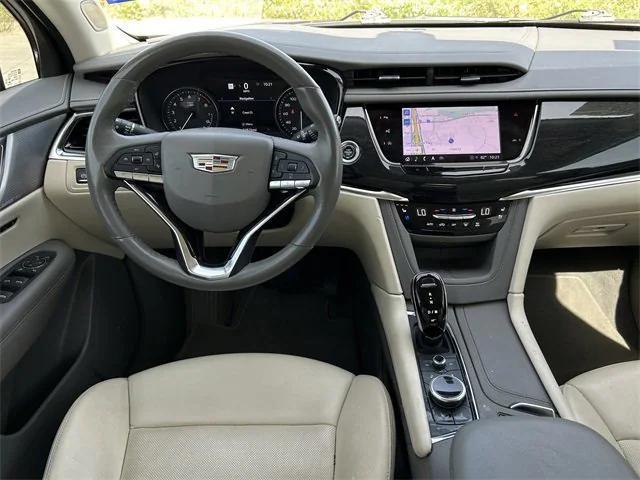 used 2023 Cadillac XT6 car, priced at $35,419