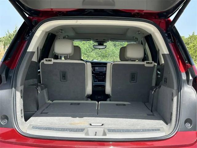 used 2023 Cadillac XT6 car, priced at $35,419