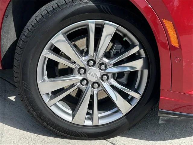 used 2023 Cadillac XT6 car, priced at $35,419