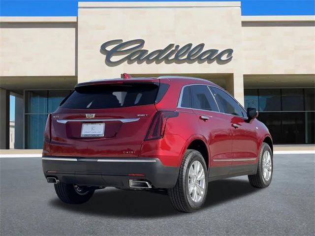 new 2025 Cadillac XT5 car, priced at $47,913