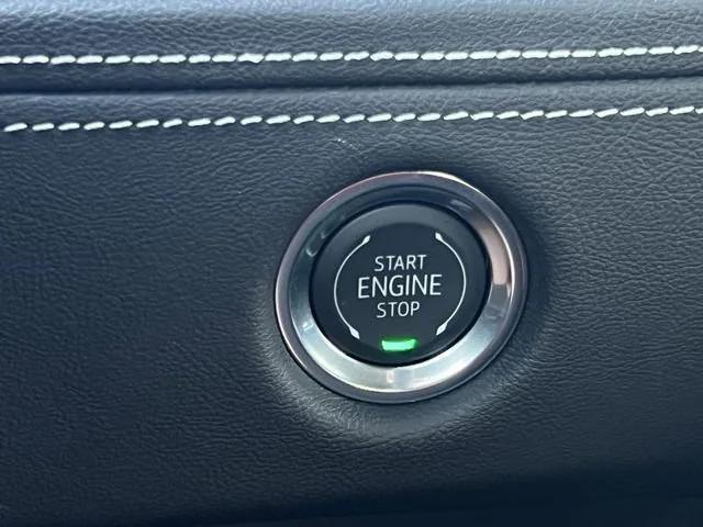 new 2025 Cadillac Escalade car, priced at $97,415