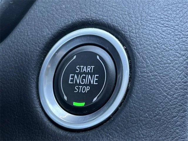 used 2022 Cadillac XT4 car, priced at $27,282