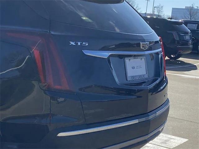 used 2020 Cadillac XT5 car, priced at $28,299