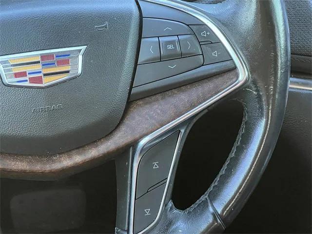 used 2020 Cadillac XT5 car, priced at $20,891