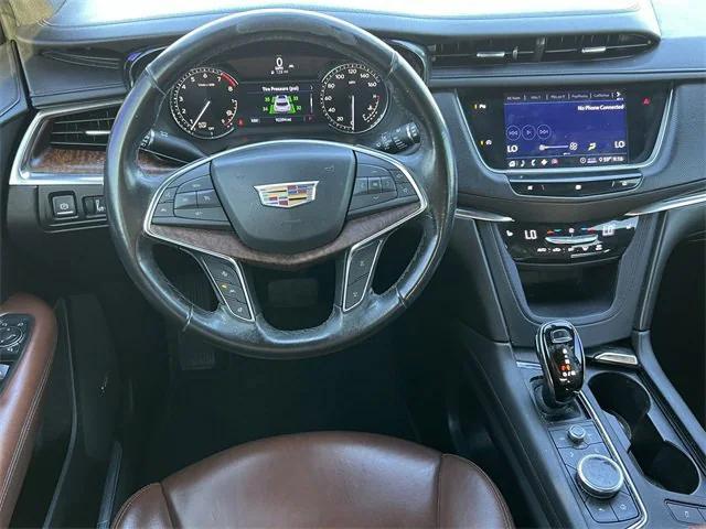 used 2020 Cadillac XT5 car, priced at $20,891