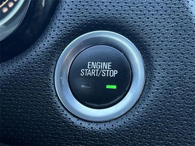 used 2020 Cadillac XT5 car, priced at $20,891