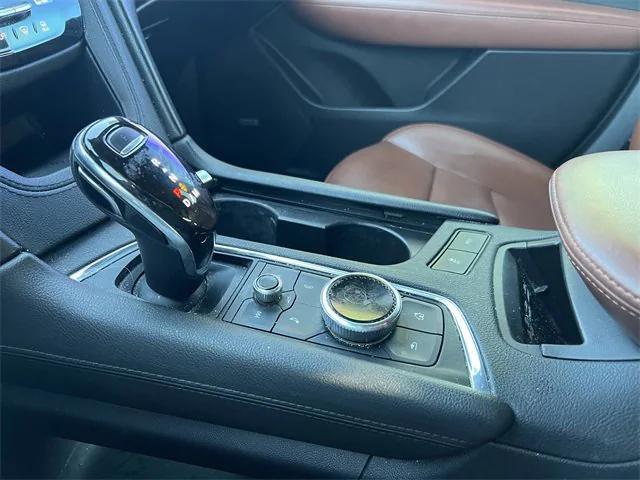 used 2020 Cadillac XT5 car, priced at $20,891