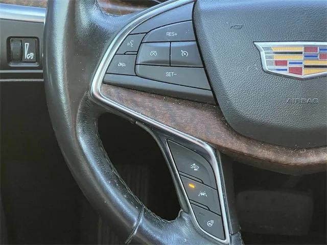 used 2020 Cadillac XT5 car, priced at $20,891