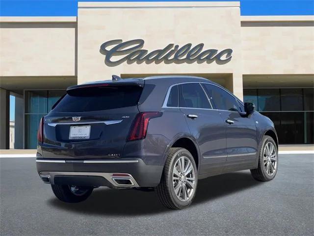 new 2025 Cadillac XT5 car, priced at $55,813