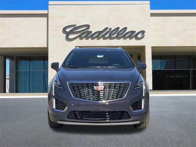 new 2025 Cadillac XT5 car, priced at $55,813