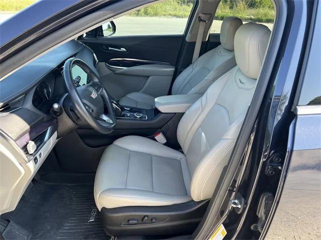 used 2023 Cadillac XT4 car, priced at $28,014