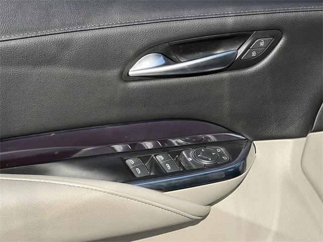 used 2023 Cadillac XT4 car, priced at $28,014
