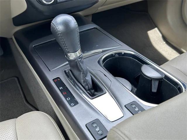 used 2015 Acura RDX car, priced at $14,061