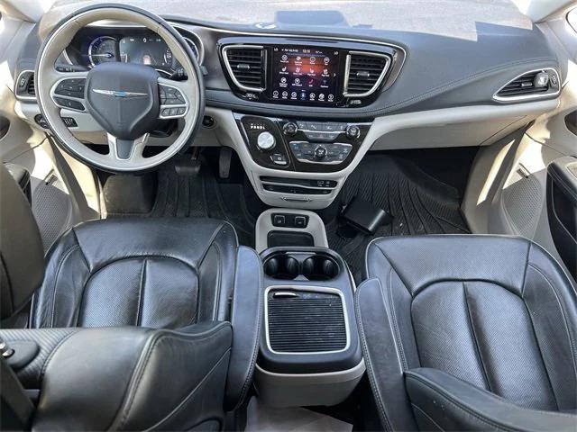 used 2018 Chrysler Pacifica Hybrid car, priced at $26,200