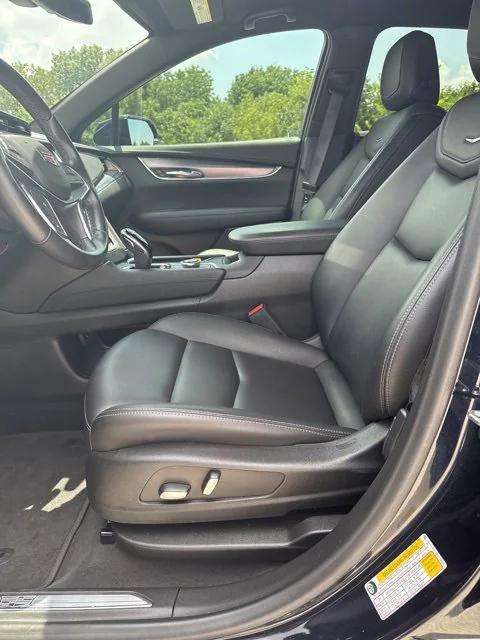 used 2021 Cadillac XT5 car, priced at $26,293