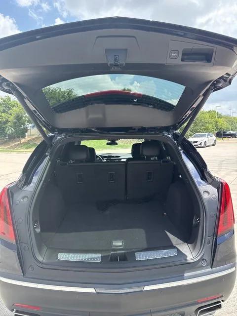 used 2021 Cadillac XT5 car, priced at $26,293