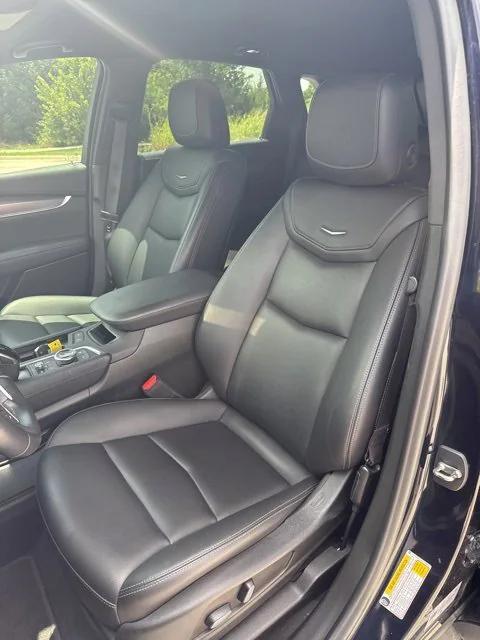 used 2021 Cadillac XT5 car, priced at $26,293
