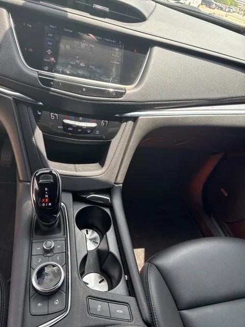 used 2021 Cadillac XT5 car, priced at $26,293