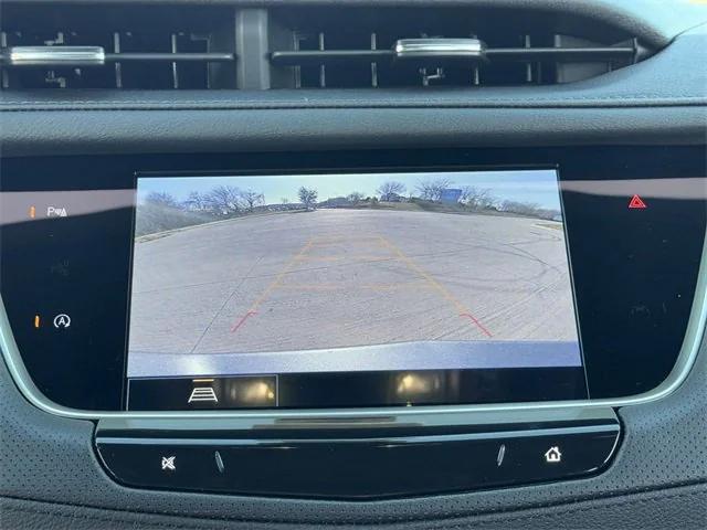 new 2025 Cadillac XT5 car, priced at $46,015