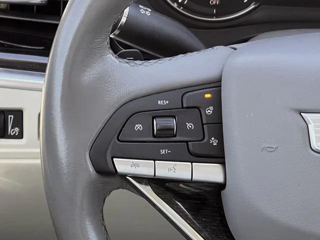 used 2022 Cadillac XT6 car, priced at $32,994