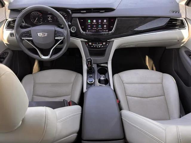 used 2022 Cadillac XT6 car, priced at $32,994