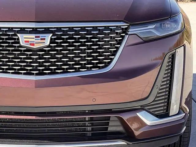 used 2022 Cadillac XT6 car, priced at $32,994
