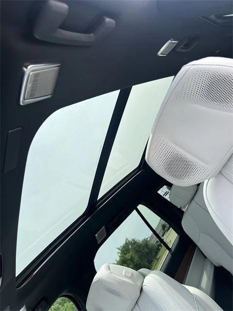 new 2026 Cadillac VISTIQ car, priced at $81,614