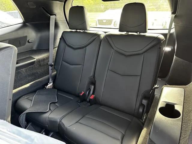 new 2025 Cadillac XT6 car, priced at $44,465