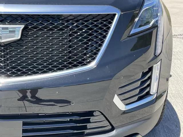 new 2025 Cadillac XT5 car, priced at $67,625