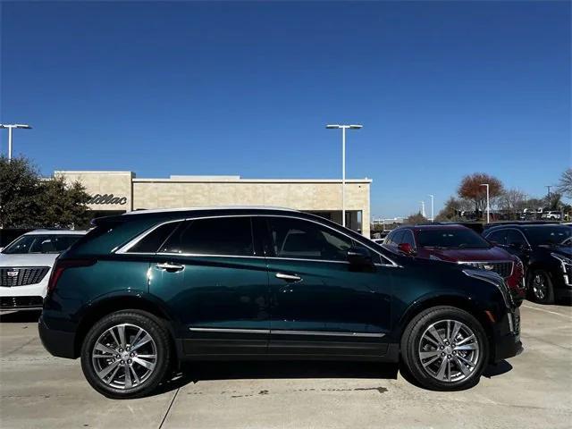 new 2025 Cadillac XT5 car, priced at $53,613