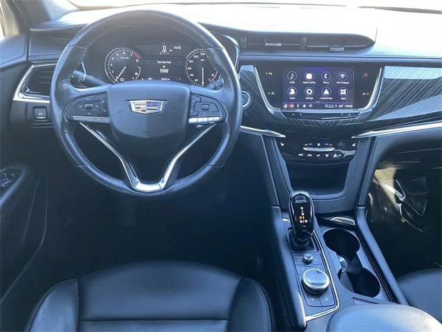 used 2022 Cadillac XT6 car, priced at $29,829