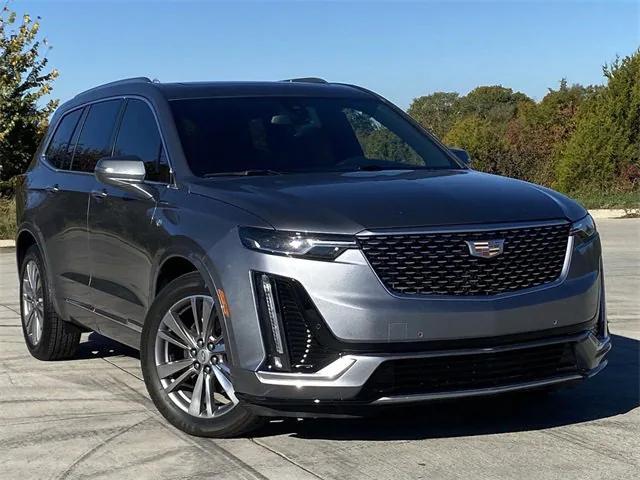 used 2022 Cadillac XT6 car, priced at $29,829