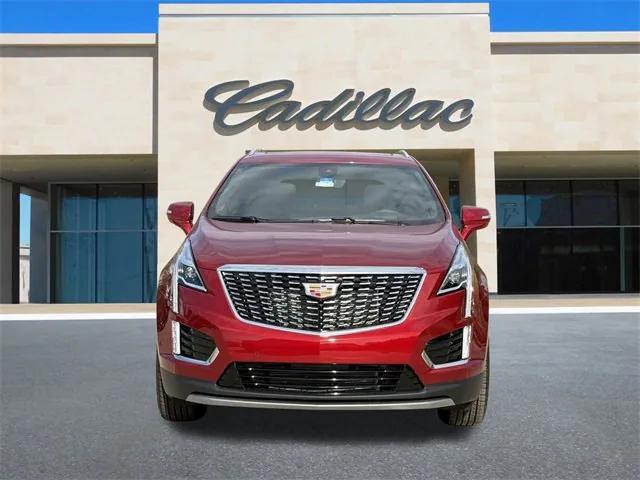 new 2025 Cadillac XT5 car, priced at $51,690